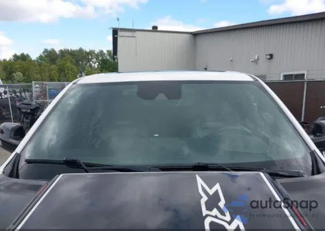 2022 Ram 1500 из США, поврежденный, VIN 1C6SRFU92NN215570